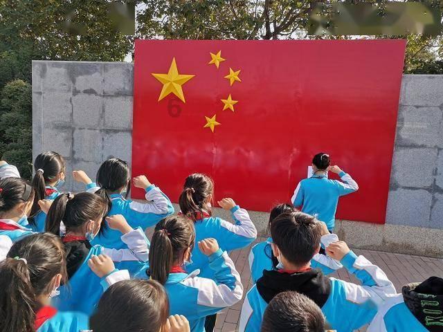 乐儿打彩蛋